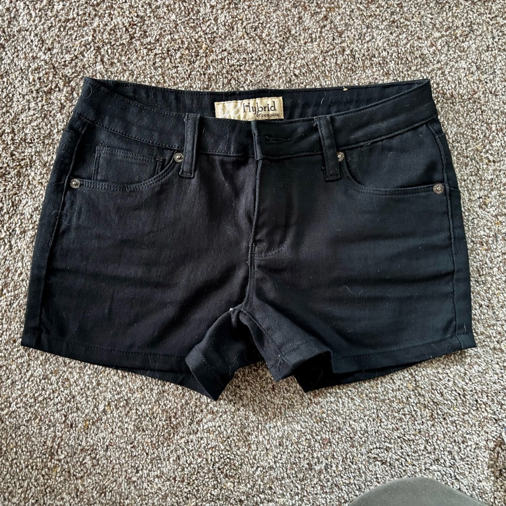 Hybrid & Company Womens Mid Rise Denim Stretchy Jean Shorts with Pockets